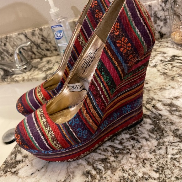 Platform Wedges - Picture 3 of 3